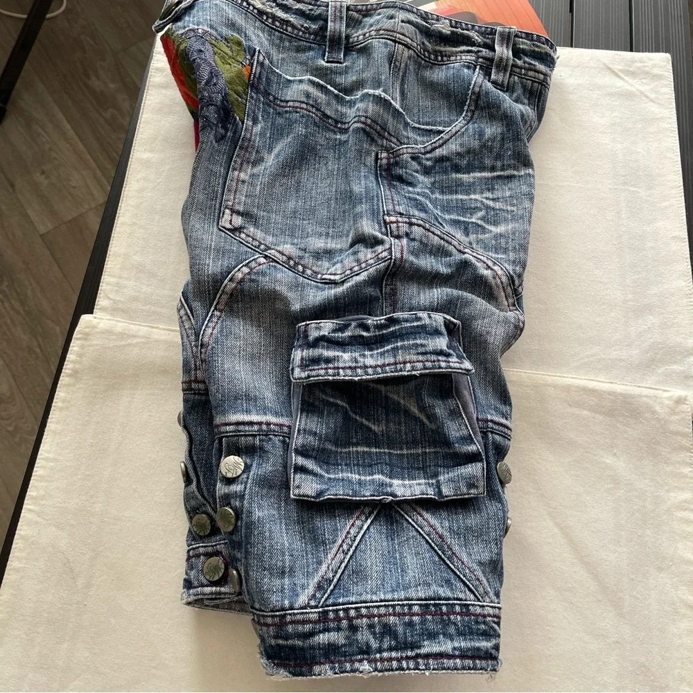 Blue Midi Denim Embroidery Pants Size: 28 - Picture 10 of 15